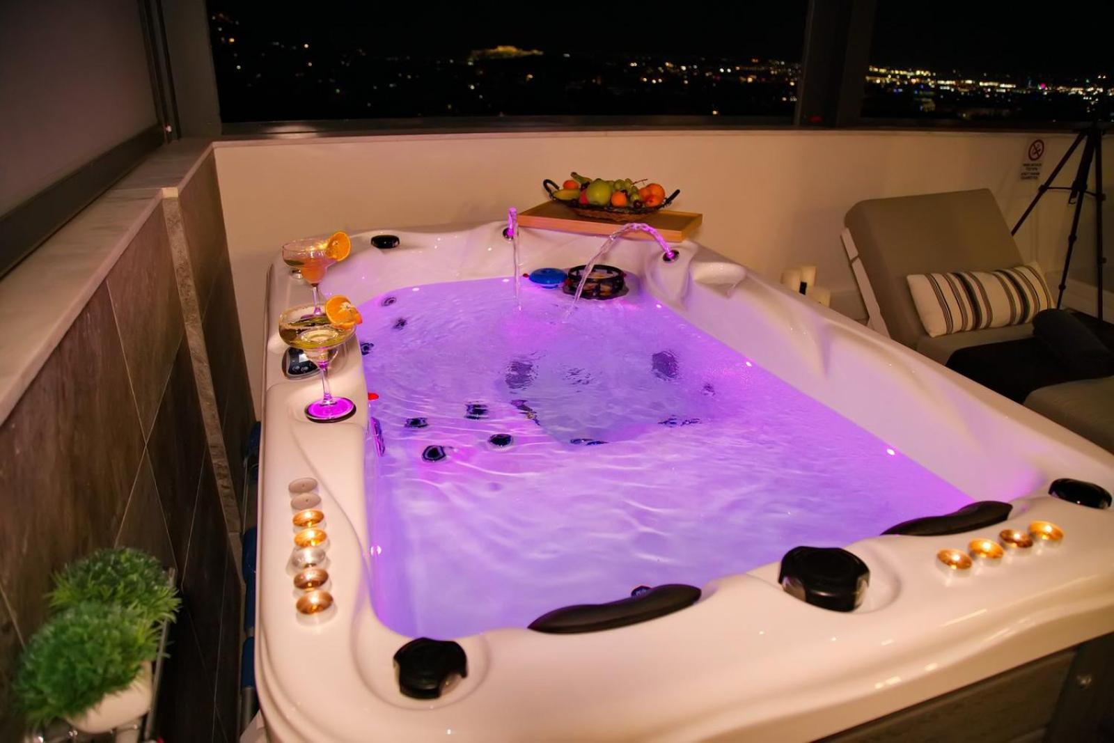 Alex With Private Jacuzzi Apartment Athens